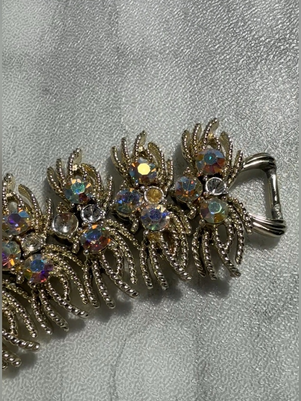 Vintage Coro Aurora Borealis AB Rhinestone Bracelet Gold tone Corocraft Pegasus - Picture 14 of 15